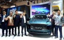 Lepas Luncurkan L8 Setir Kanan Pertama di GJAW 2025, Berapa Harganya?