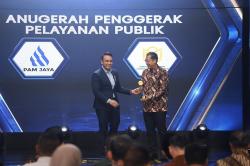 Inspiratif! PAM Jaya Raih Anugerah Penggerak Pelayanan Publik di APN 2025