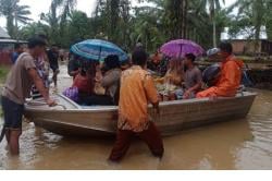 Aceh hingga Tapanuli Porak-poranda Diterjang Banjir Bandang dan Longsor<
