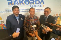 Rakorda LLDikti III, Wamendiktisaintek Dorong Perguruan Tinggi Lebih Adaptif dan Berdampak