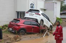 Pemerintah Kerahkan Operasi Modifikasi Cuaca untuk Redam Hujan di Aceh, Sumbar dan Sumut<