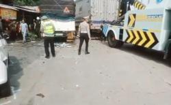 Kronologi Kecelakaan Beruntun di Cikampek, Truk Tabrak 12 Kendaraan di Lampu Merah<