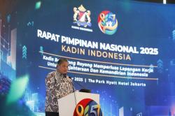 Hadiri Rapimnas Kadin 2025, Menko Airlangga Minta Dukungan Dunia Usaha untuk Program Magang Berbayar