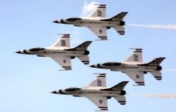 Jet Tempur F-16 Aerobatik Angkatan Udara AS Jatuh