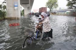 Banjir Rob Rendam Kawasan Jakarta Utara