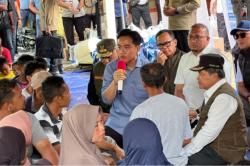 Wapres Gibran Temui Warga Agam, Pesan ke Bupati agar Pengungsi Makan 3 Kali Sehari<