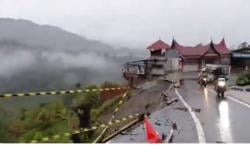 Banjir dan Longsor Kembali Terjang Agam, Jalur Lubuk Basung-Bukittinggi Lumpuh<