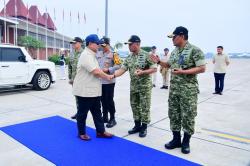 Prabowo Bertolak ke Aceh, Pantau Penanganan Bencana Pascabanjir