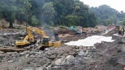 Perbaikan Jalur Utama Lembah Anai Sumbar Dikebut, Puluhan Alat Berat Dikerahkan<