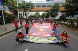 Aksi Hari HAM Sedunia, Massa Buruh Tuntut Upah Layak