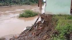 Sungai Batang Anai Sumbar Kembali Meluap, 3 Rumah Hanyut<