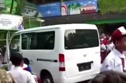 Geger! Mobil Pengangkut MBG Tabrak Sejumlah Siswa SD di Jakut