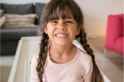 5 Tips Mengatasi Gigi Berlubang pada Anak, Orang Tua Wajib Tahu