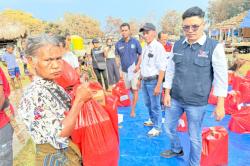 Puluhan Rumah Kampung Adat Waru Wora Terbakar, Perindo Turun Tangan Salurkan Bantuan<