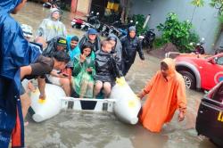 Banjir Terjang Denpasar dan Badung Bali, 1 WNA Tewas dan Ratusan Warga Terdampak<