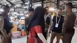 Diadang Polisi Bersenjata, Manajer Kickboxing Indonesia Rosi Nurasjati Diusir dari Thailand