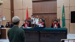 Pembunuh Feni Ere Sales Cantik di Palopo Divonis Mati<