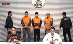 Bupati Bekasi Ade Kuswara dan Ayahnya Terima Rp9,5 Miliar, tapi Proyek Belum Mulai