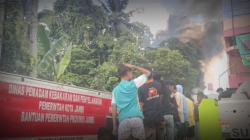 Kebakaran Hebat di Jambi akibat Tumpahan Solar Ilegal PT Kerinci Toba Abadi, Warga Panik<