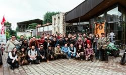 Akhir Tahun, Komunitas Otomotif Gelar Riding Vintage hingga Balapan Gokart