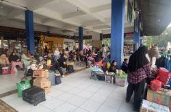 H-3 Natal, Terminal Kampung Rambutan Jaktim Dipadati Pemudik