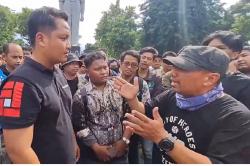 Kasus Pengusiran Nenek Elina, Pemuda Surabaya Desak Ormas Berbau Premanisme Dibubarkan<