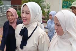 Atalia Praratya Tebar Senyuman saat Datangi Sidang Cerai di PA Bandung: Doain Ya