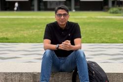 Terungkap! Peneror Guru Besar UGM Zainal Arifin Mochtar Mengaku Polisi, Ini Ancamannya<