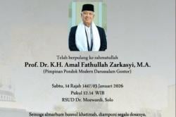 Breaking News: Pimpinan Pondok Modern Gontor KH Amal Fathullah Zarkasyi Meninggal Dunia<