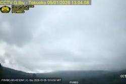 Gunung Ibu Erupsi Hari Ini, Tinggi Kolom Abu Vulkanis Tertutup Kabut