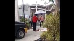 Duel Berdarah Bersaudara di Mojokerto Gunakan Celurit, Terluka Parah Tergeletak di Jalan<