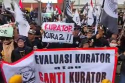 Ratusan Eks Karyawan Sritex Demo di PN Semarang Tuntut Pesangon dan THR<