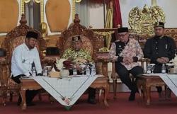 Gubernur Kaltim Minta Maaf ke Sultan Kukar soal Polemik Posisi Duduk<