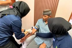 Tim DVI Polda Jateng Ambil Sampel DNA Keluarga Korban Pesawat Jatuh di Pangkep<