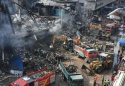 Horor! Mal Terbakar Hebat, 21 Orang Tewas 61 Lainnya Hilang