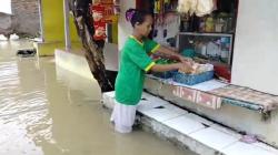Sungai Kalensema Meluap, Ratusan Rumah di Pamanukan Subang Terendam Banjir<
