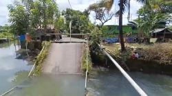 Jembatan Penghubung di Pangkep Ambruk, Aktivitas Warga Lumpuh<