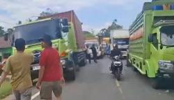 Jalur Trans Sulawesi di Luwu Lumpuh akibat Diblokade, Sopir dan Massa Nyaris Bentrok<