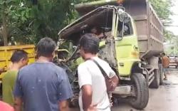 Kecelakaan di Lebak, Sopir Tronton Tewas usai Hantam Dump truk<