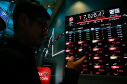 IHSG Hari Ini Ditutup Melemah ke 8.280, SSTM-RMKO Pimpin Top Losers