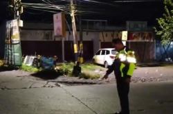 Kecelakaan di Gowa, Driver Ojol Tewas Ditabrak Mobil saat Tunggu Orderan<