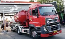 Awali 2026, UD Trucks Kerja Sama Pertamina Perkuat Armada BBM