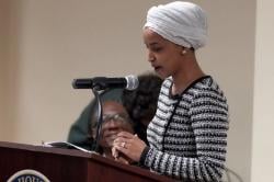 Diserang Cairan Berbahaya saat Pidato, Politisi Muslimah AS Semprot Trump