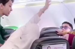 Viral! Aksi Heroik Dokter Selamatkan Bayi Kejang-Kejang di Pesawat