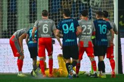 Emil Audero Tumbang Terkena Flare, Kakinya Terluka