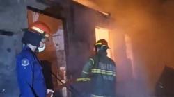 Kebakaran Gudang di Sidoarjo, Api Merembet ke Tempat Kos dan Rumah Warga<