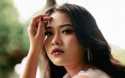 Aku Mengalah Curahan Emosi Manisa Llona di Single Perdana