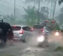 Tragis! Pelajar SMK di Tegal Tewas Terseret Banjir, Jasad Ditemukan 20 Km<