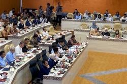 Mensos hingga Menkes Dipanggil DPR Buntut Penonaktifan BPJS Pasien Cuci Darah