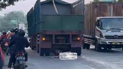 Motor Masuk Kolong Truk, 3 Remaja Tewas Terlindas di Jalur Pantura Probolinggo<